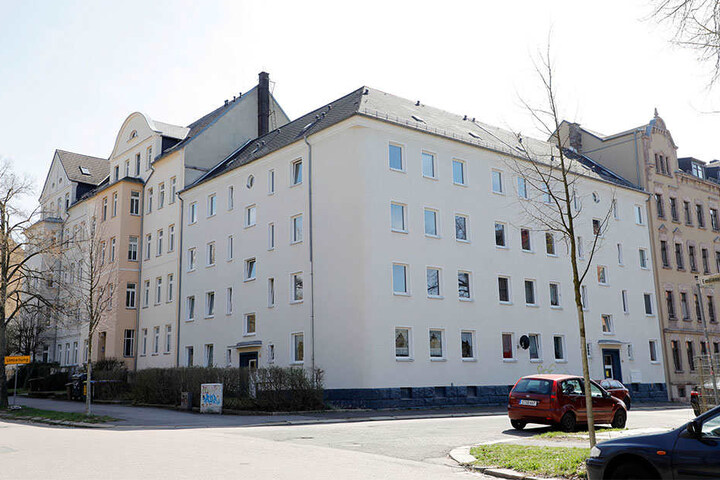 In diesem Haus an der Emilienstraße geschah die brutale Messer-Attacke.
