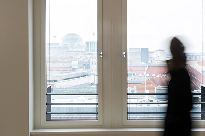 Wohnen in der Mitte Berlins ist gar nicht mal so teuer. Vor allem der Stadtrand hat in Attraktivität zugelegt und dadurch wird das Wohnen vor allem dort besonders teuer.