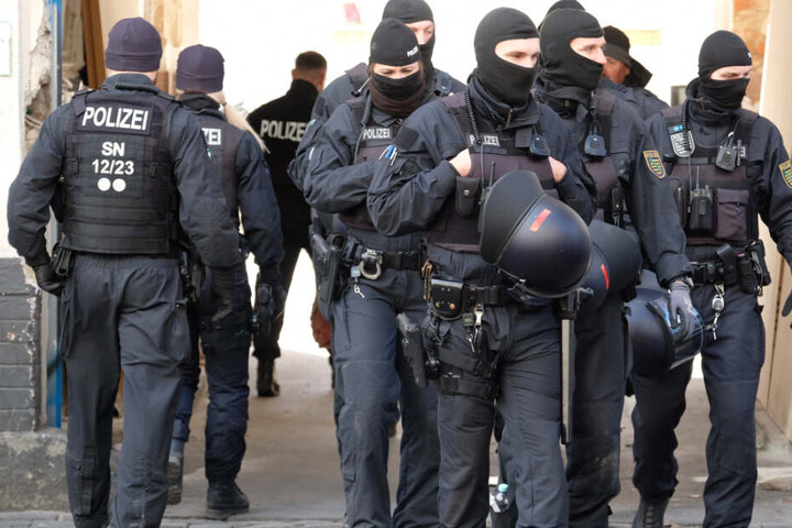 Die Polizei war mit über 500 Personen im Einsatz. (Symbolbild)
