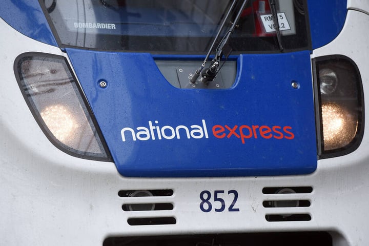 Ein Zug von National Express.