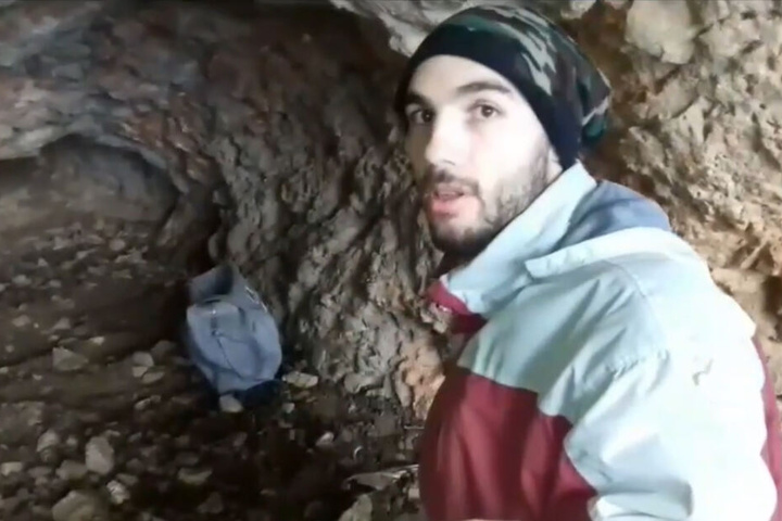Im Netz zeigte sich der mutmaßliche Mörder als Naturfreund. Immer wieder kletterte der Täter in Kretas Höhlen.