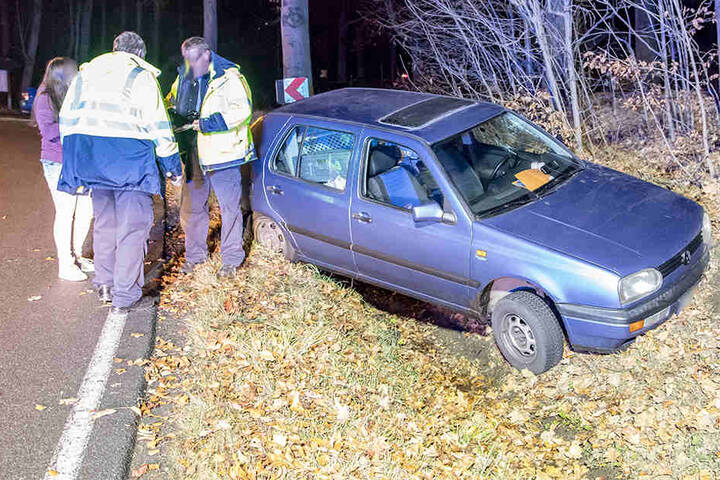 Bei dem Unfall wurden zwei Personen verletzt.