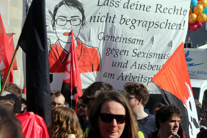 Überall auf der Welt gehen Frauen an diesem Freitag für Gleichberechtigung auf die Straße. (Archivbild)