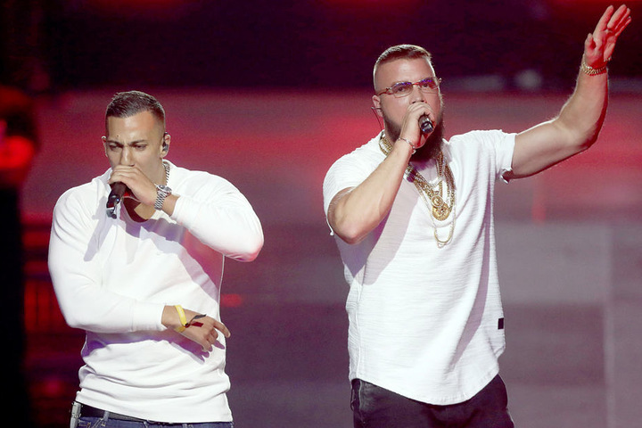 Farid Bang (links) und Kollegah beim Echo: Mittlerweile wurde der Preis abgeschafft.