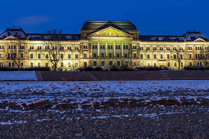 Aus der Beletage im Finanzministerium gibt's im Mai und Juni vier "Riverboat"-Ausgaben.