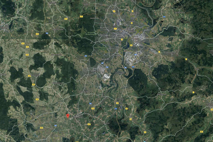 Der Unfall ereignete sich auf der A 49 bei Kassel (Symbolfoto).
