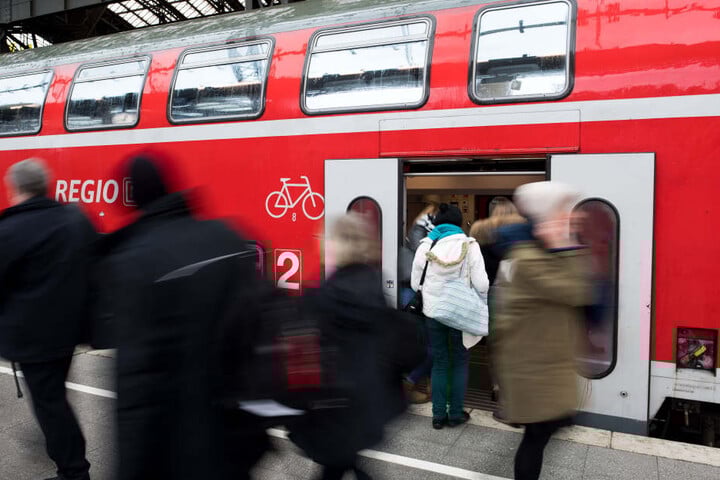 Auch in den Zügen soll es voll werden.