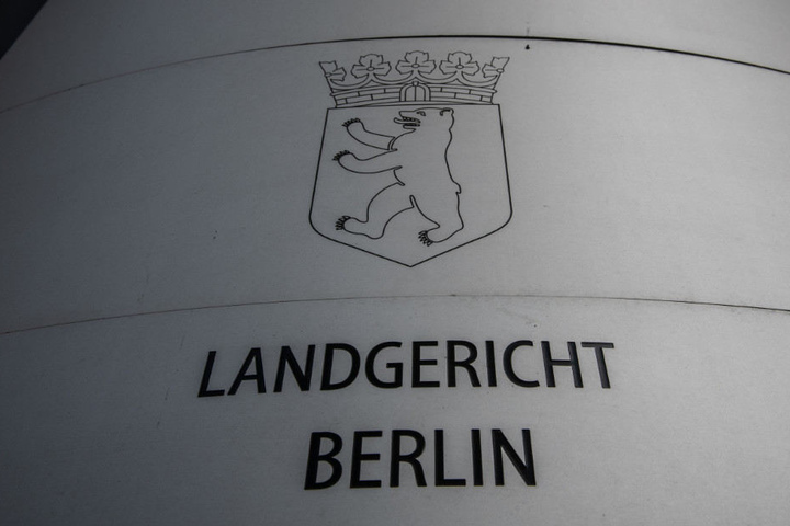 Der Polizist steht ab Dienstag vor dem Berliner Landgericht.