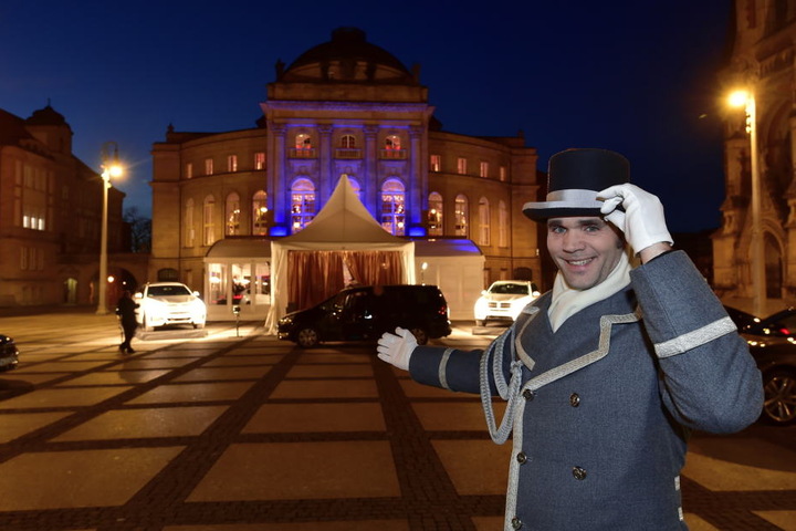 Alles Walzer: Die Chemnitzer Oper öffnet heute zum 16. Opernball die Türen.