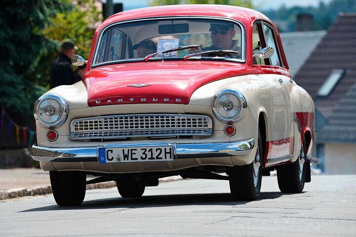 Wartburg 311 und 312 5000 bis 2400 €