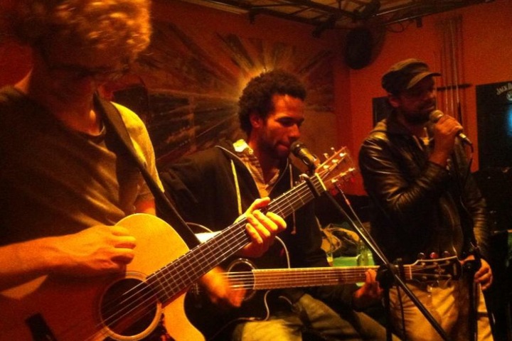 Die Kneipe Tankstelle hat sich als Jam- und Open-Mic-Session-Partie etabliert.