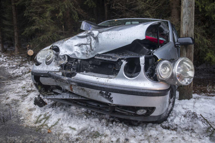 An dem VW entstand ein erheblicher Schaden.