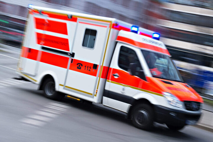 Der Mann starb noch am Unfallort.