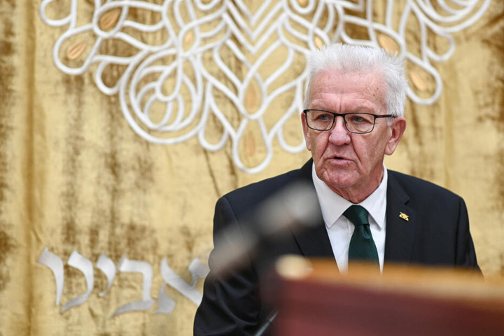 Winfried Kretschmann (Grüne) bei der feierlichen Eröffnung der neuen Synagoge in Konstanz.