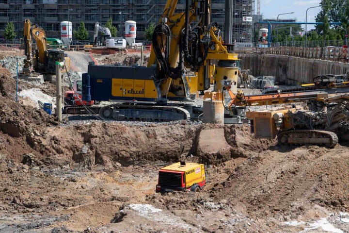 Die Weltkriegsbombe war bei Bauarbeiten in Frankfurt-Ostend gefunden worden .