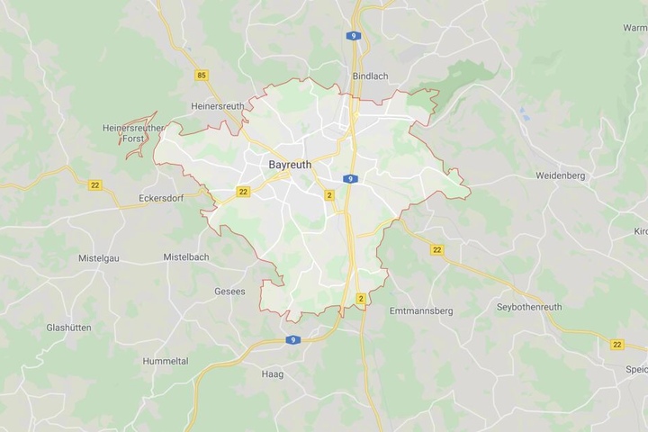 Ein Mann wurde bei einem Streit im bayerischen Bayreuth mit einem Messer schwer verletzt.