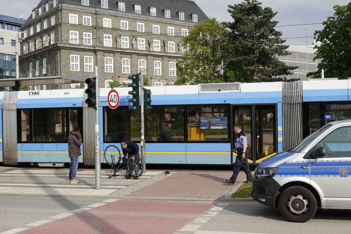 Im Bereich dieses Fußgängerüberweges passierte der Unfall.