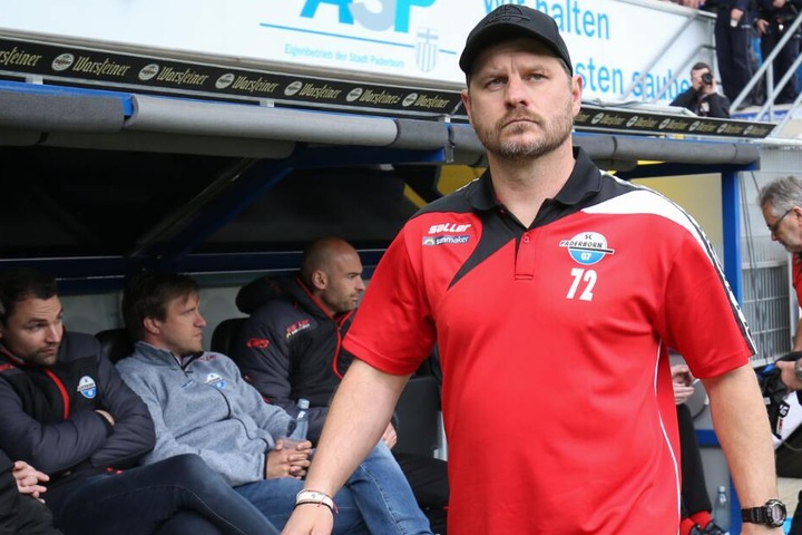 SCP-Coach Steffen Baumgart hat seine Elf auf das entscheidende Spiel gegen die Sachsen eingestellt.