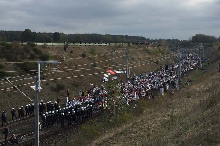 Auch die Braunkohlebahn wurde besetzt.