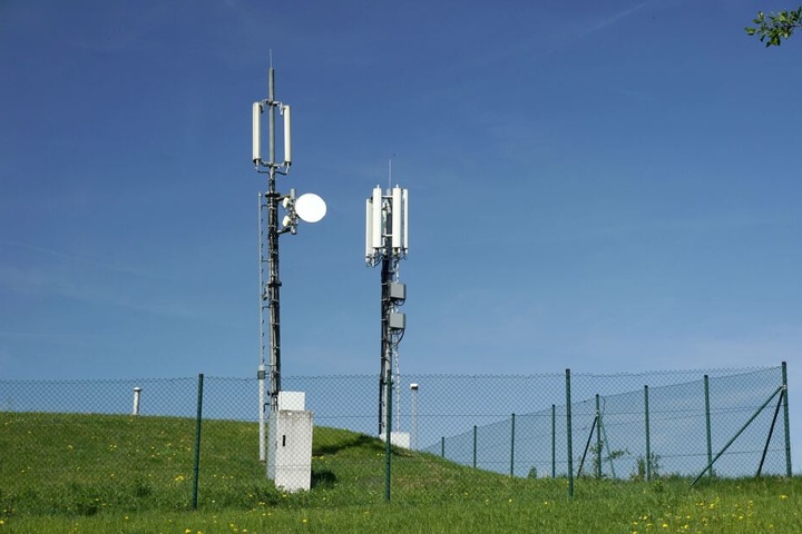 "Umfangreiche Umbau- und Modernisierungsmaßnahmen": Während Aue ohne Netz war, konnte man im benachbarten Bad Schlema telefonieren.