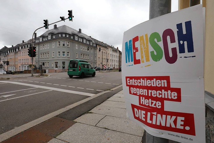 „Mensch“ vergessen: Das Wahlplakat der Linken hängt noch in der Frankenberger
Straße.