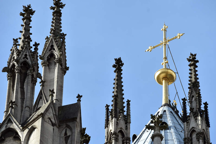 Das Erzbistum Köln informierte am Montag über den Gesamtschaden bei der Bonner Kirche.