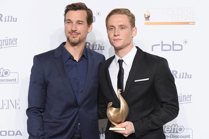 Mit Matthias Schweighöfer (r.) heimste Florian David Fitz eine Goldene Henne für "Der geilste Tag" ein.