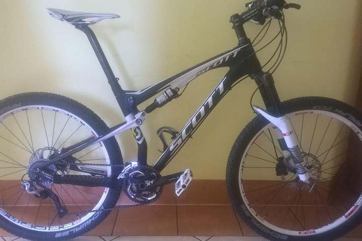 Auch ein Carbon-Mountainbike der Firma Scott kann bisher nicht dem Eigentümer zugeordnet werden.