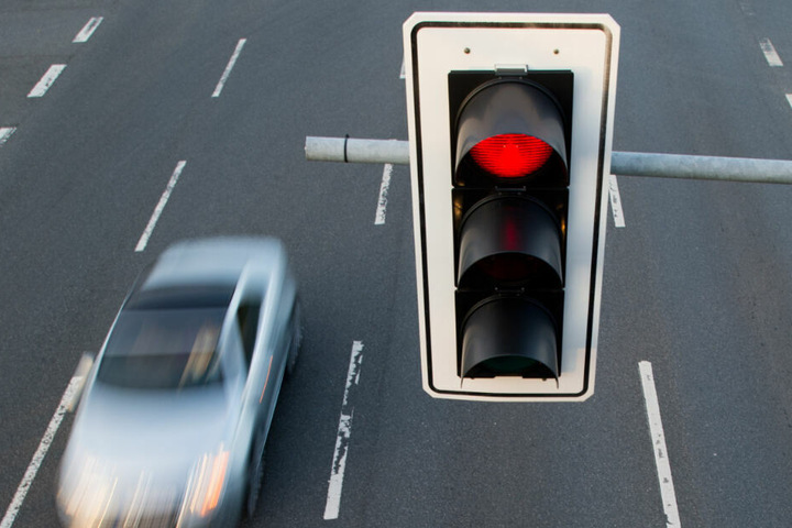 Viele Ampeln in Bielefeld werden gewartet. (Symbolbild)
