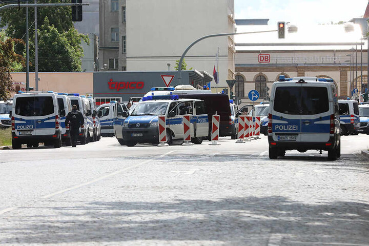 Das Polizeiaufgebot am Hauptbahnhof.