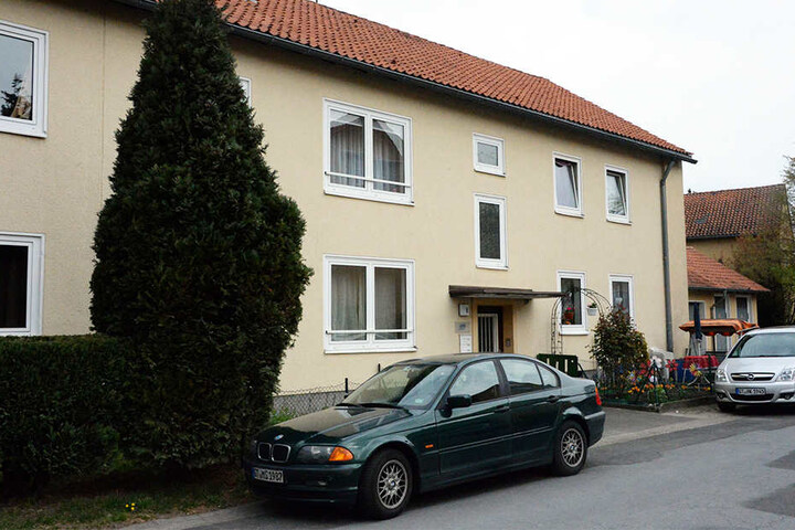 In dieses Haus schleppte sich das blutüberströmte Opfer.