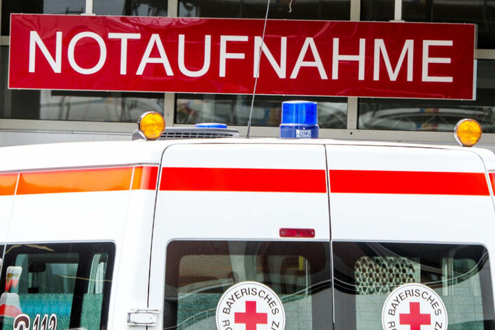 Die möglichst schnelle Erreichbarkeit einer Klinik kann im Notfall Leben retten. (Symbolbild)