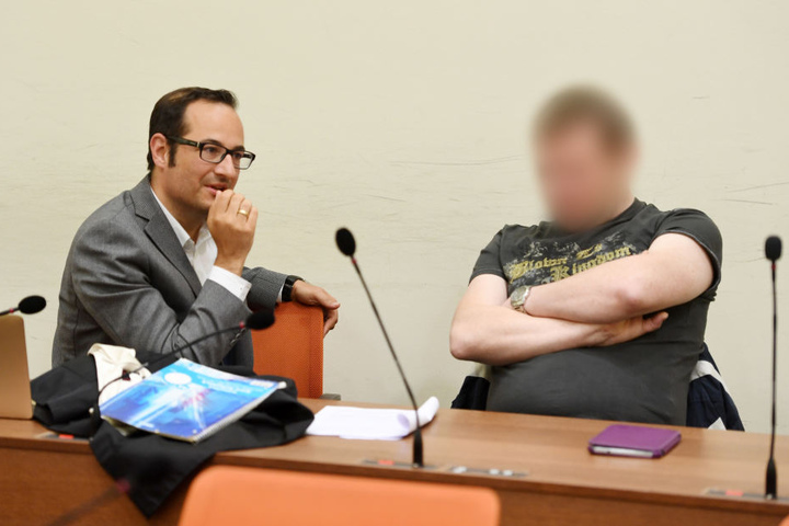 Besonders auf Carsten S. (re.) hatten es die Anwälte von Wohlleben abgesehen.