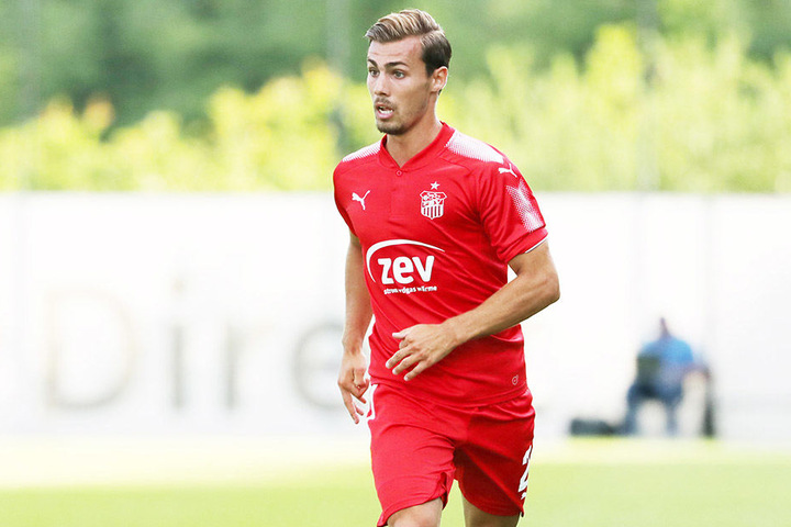 Beim Testspiel gegen die SpVgg Greuther Fürth lief Tekerci im rot-weißen Zwickauer Trikot auf.