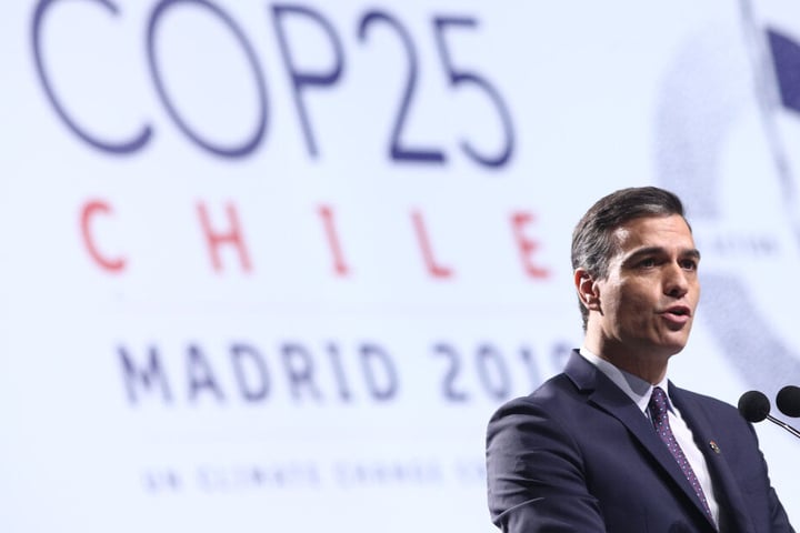 Pedro Sanchez, amtierender Ministerpräsident von Spanien, hält eine Rede zur Eröffnung der 25. UN-Klimakonferenz in Madrid.