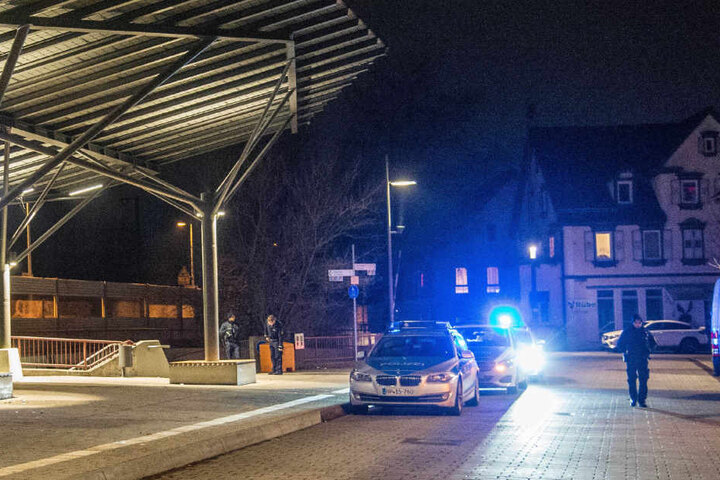 Der Bahnhof von Reichenbach war bis kurz vor Mitternacht abgesperrt.