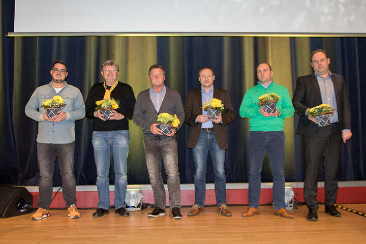 Michael Ziegenbalg, Hans Eggert, Dixie Dörner, Thomas Kunert, André Gasch und
Lars Mai (v.l.) wurden in den Aufsichtsrat gewählt.