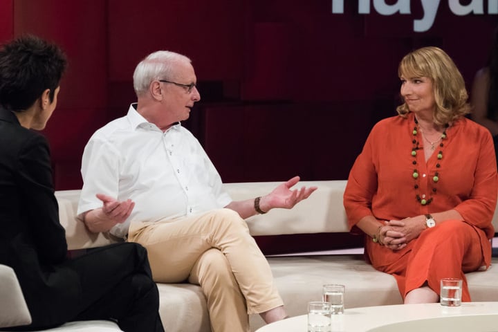 Wolfgang Osterkamp aus Borna und die sächsische Staatsministerin für Gleichstellung und Integration, Petra Köpping.
