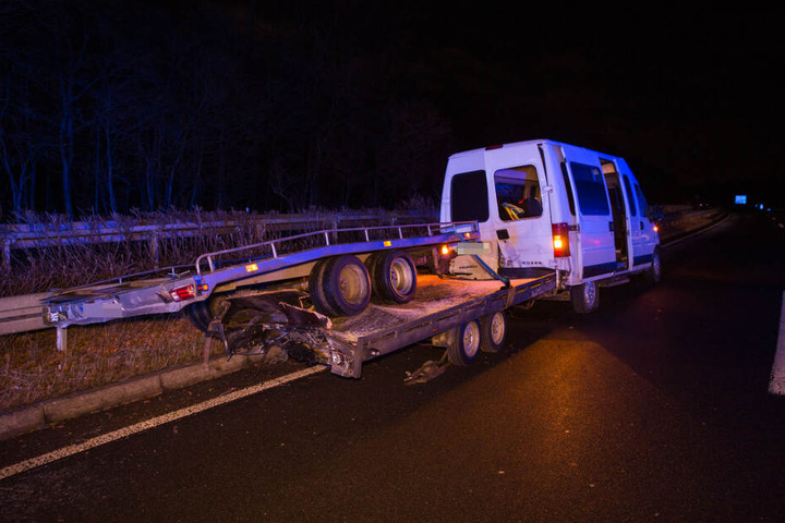 Die Geschwindigkeit des Transporters hatte er aller Voraussicht nach falsch eingeschätzt - es kam zum Crash.