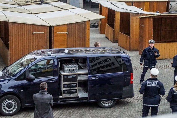 Es herrscht Unruhe in Deutschland, die Polizeibeamten nehmen jeden Verdacht ernst.