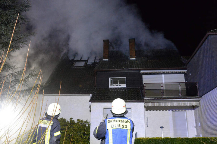 Die Ursache für das Feuer ist bislang unklar.
