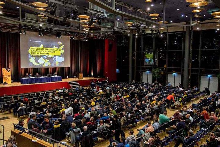Die Mitgliederversammlung fand im Internationalen Congress Center Dresden statt.