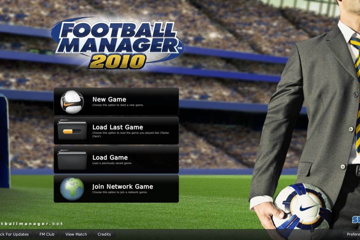 "Football Manager 2010" zockte der Brite 170 Stunden lang. Das schafft bisher noch niemand vor ihm. Er trainierte dabei Vereine wie Real Madrid, FC Barcelona oder Oxford United.