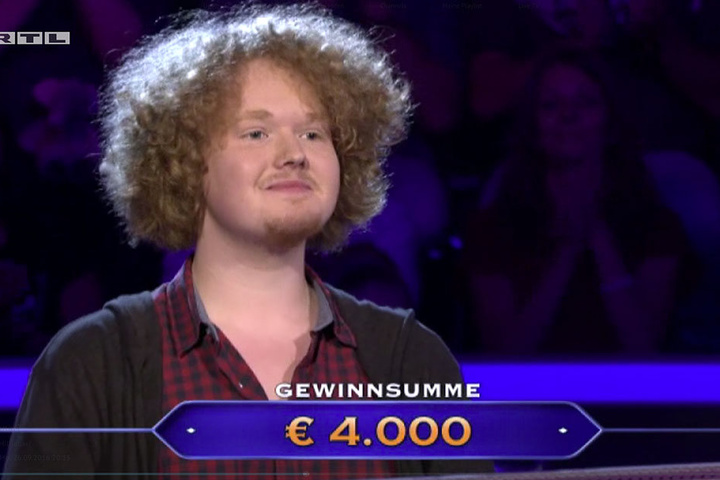 Über den 4.000 Euro Gewinn war der Bielefelder sichtlich erfreut.