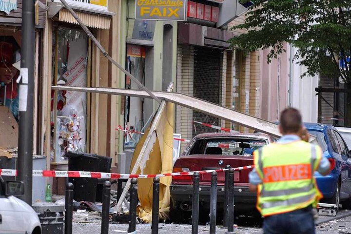Bei einem Nagelbomben-Attentat am 9. Juni auf der Keupstraße in Köln-Mülheim waren 22 Menschen verletzt worden (Archivbild).