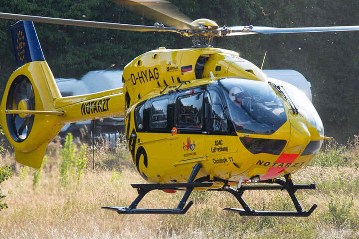 Ein Rettungshubschrauber brachte den 60-Jährigen in die Uniklinik Frankfurt.