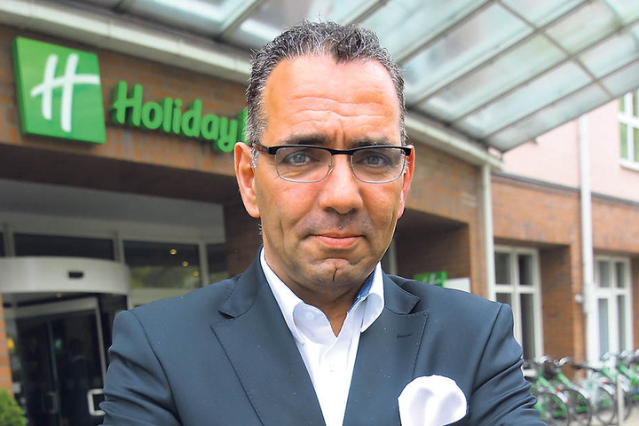 Johannes Lohmeyer, Chef des Tourismusverbandes Dresden, kritisiert die Pöbler
als hochgradig peinlich.