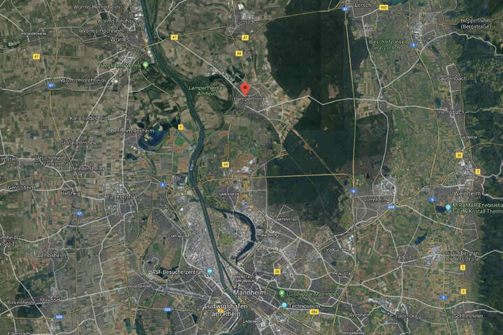 Die Gruppe war auf der B44 zwischen Lampertheim und Mannheim unterwegs.