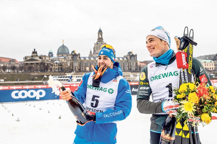 Der Italiener und Sprintsieger Federico Pellegrino ließ gestern die Korken knallen und hatte sichtlich Spaß.
