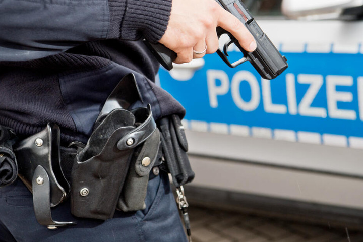 Beamte wurden im Jahr 2018 wegen rechtsextremer Straftaten ins Visier genommen. (Symbolbild)